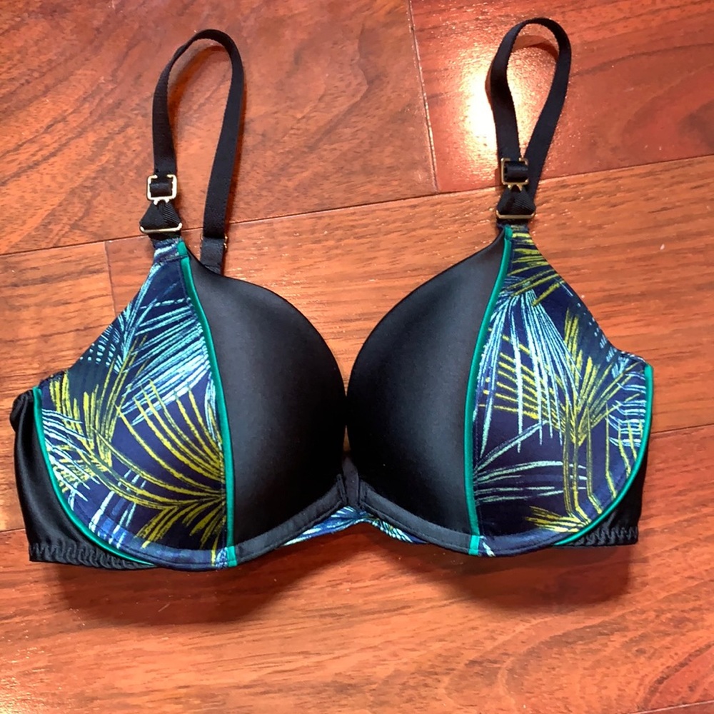 VS Padded bra Perfect shape!